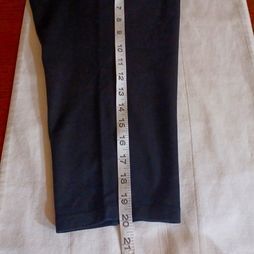Sz XL Jet Black Capri Jeggings by Maurices - Picture 10 of 10